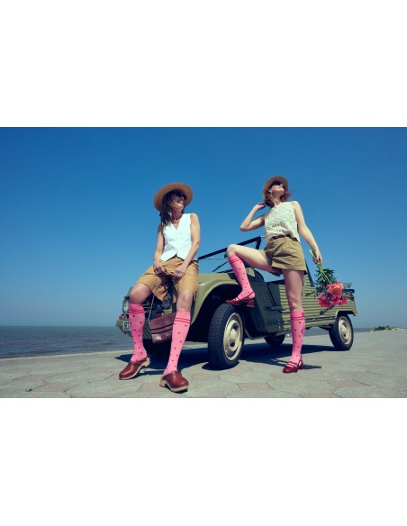 Chaussettes de contention Cœurs rouges sur fond rose